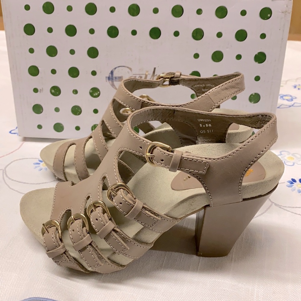 Earthies Larissa taupe Calf Leather 5.5